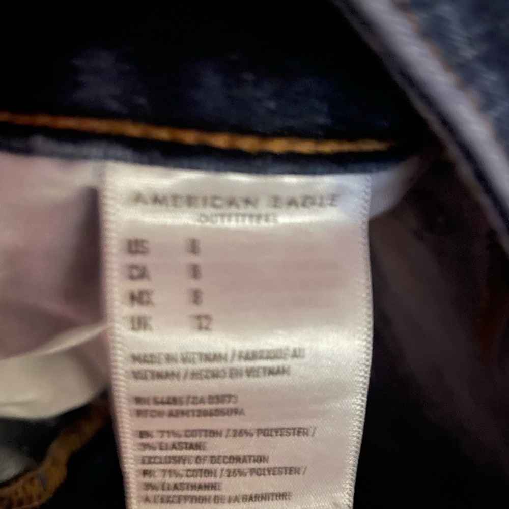 American Eagle Denim Shorts - Picture 3 of 3
